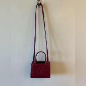 Telfar Shopping bag size Small color: Oxblood
